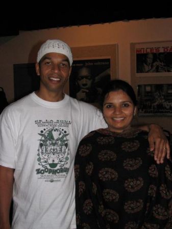 With Bass player Kai Eckhardt