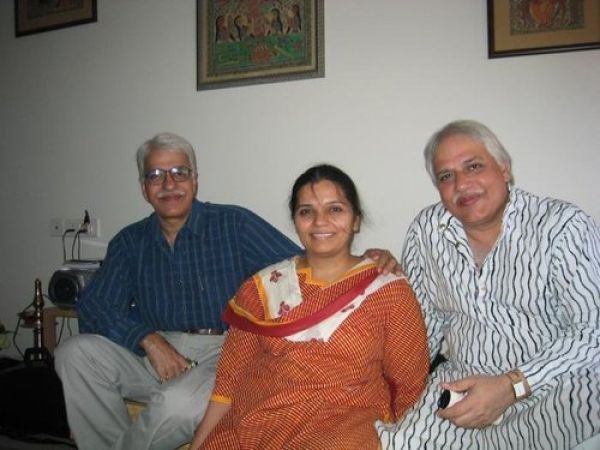 With Pandit Rajan Mishra and Pandit Sajan Mishra at home in 2014